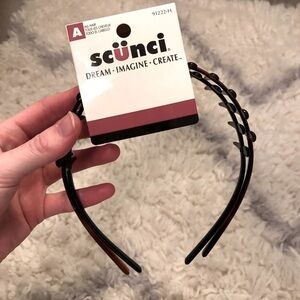 Scunci Headbands